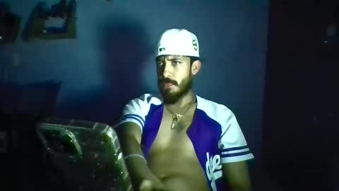 camisitas737 online show from December 2, 9:03 am