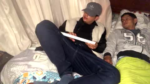 Snapshot of camivaron chatting on January 9, 11:13 pm camivaron online show from January 9, 11:13 pm