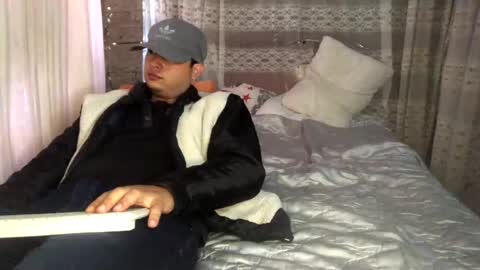 Snapshot of camivaron chatting on January 10, 9:53 pm camivaron online show from January 10, 9:53 pm