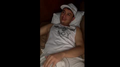 Snapshot of camivaron chatting on January 28, 10:23 am camivaron online show from January 28, 10:23 am