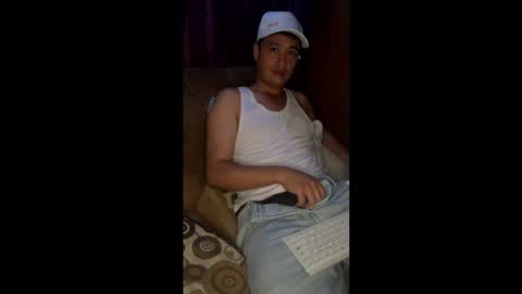 Snapshot of camivaron chatting on February 4, 4:37 am camivaron online show from February 4, 4:37 am