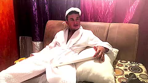 Snapshot of camivaron chatting on February 6, 5:14 am camivaron online show from February 6, 5:14 am