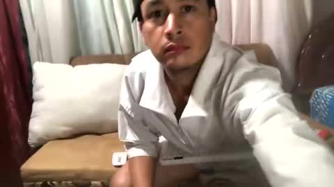 Snapshot of camivaron chatting on February 9, 3:32 am camivaron online show from February 9, 3:32 am