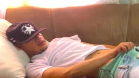 Snapshot of camivaron chatting on February 11, 1:51 pm camivaron online show from February 11, 1:51 pm