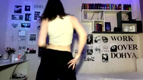 Snapshot of camiyafai chatting on February 28, 12:44 am Julia online show from February 28, 12:44 am