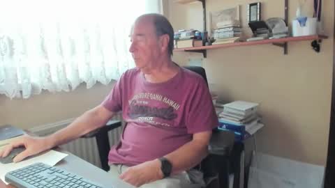 Cammee online show from November 19, 8:25 am