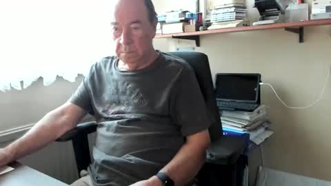 Cammee online show from January 7, 10:40 am