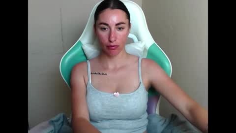 cammila horn online show from June 24, 11:20 am