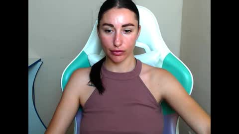 cammila horn online show from July 4, 11:27 am