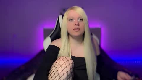 Miley online show from December 14, 9:52 pm