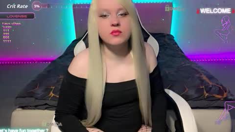 Miley online show from December 20, 8:38 pm