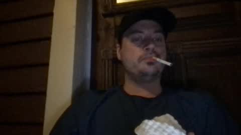 camunity online show from May 5, 5:37 am