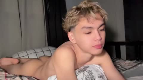 Ethan online show from February 27, 8:03 am