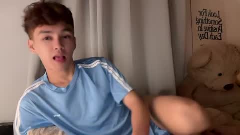 Snapshot of camwithethan chatting on July 7, 2:10 pm Ethan online show from July 7, 2:10 pm