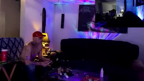 CanadaGuy1978 online show from April 4, 3:31 pm