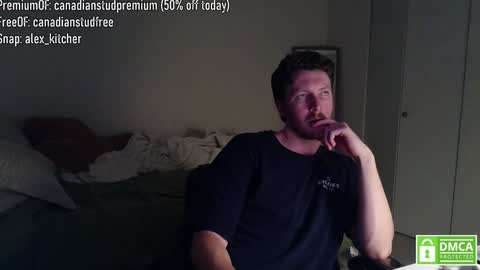 Snapshot of canadianstud18 chatting on December 5, 5:15 am Devon online show from December 5, 5:15 am