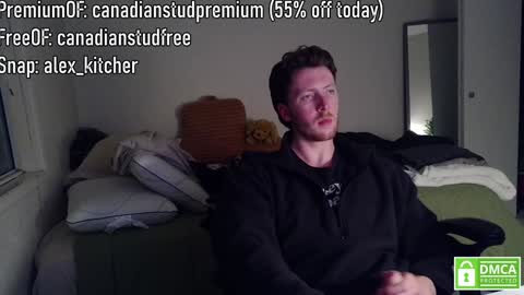 Snapshot of canadianstud18 chatting on January 4, 4:23 am Devon online show from January 4, 4:23 am