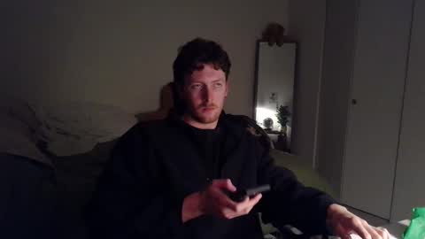 Snapshot of canadianstud18 chatting on January 24, 2:28 am Devon online show from January 24, 2:28 am