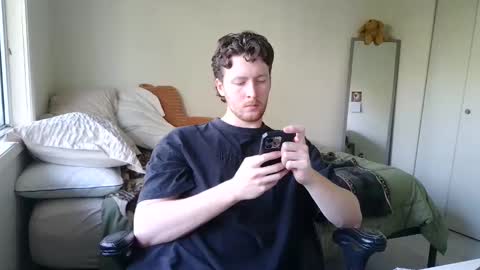 Snapshot of canadianstud18 chatting on February 7, 6:02 pm Devon online show from February 7, 6:02 pm