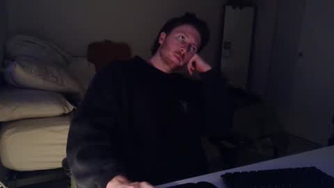 Snapshot of canadianstud18 chatting on February 11, 1:52 am Devon online show from February 11, 1:52 am