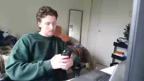 Snapshot of canadianstud18 chatting on February 19, 9:25 pm Devon online show from February 19, 9:25 pm