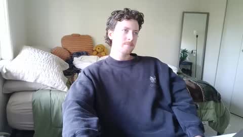 Snapshot of canadianstud18 chatting on February 26, 6:43 pm Devon online show from February 26, 6:43 pm