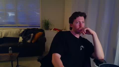 Snapshot of canadianstud18 chatting on March 3, 2:15 am Devon online show from March 3, 2:15 am