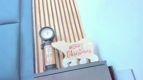 Snapshot of candela_collins chatting on December 24, 2:54 pm Candela online show from December 24, 2:54 pm