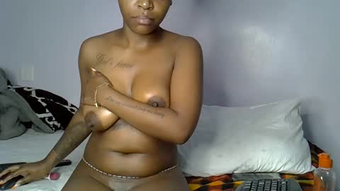 Snapshot of candie_1 chatting on September 13, 12:54 am kim online show from September 13, 12:54 am