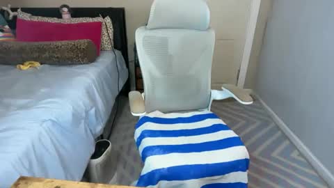 Snapshot of candimay101 chatting on February 18, 5:09 pm Candi may online show from February 18, 5:09 pm