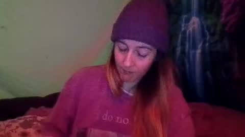 Candi online show from December 4, 7:28 am