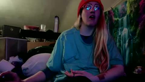 Candi online show from March 19, 4:27 am