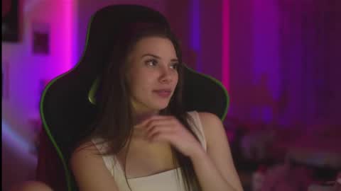 Candy Storm online show from March 3, 10:15 pm