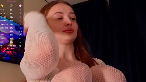 Snapshot of candy_aanna chatting on July 10, 6:21 pm Hey there Im Anna 21 years old online show from July 10, 6:21 pm