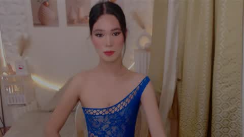 Snapshot of candy_asian69 chatting on May 25, 11:27 am Candy online show from May 25, 11:27 am