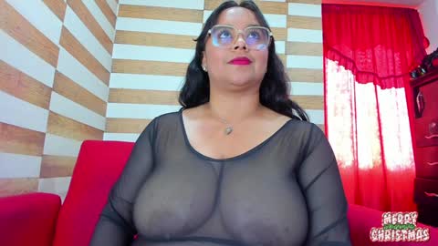 Snapshot of candy_browm1 chatting on December 16, 1:32 pm Candy Brown online show from December 16, 1:32 pm