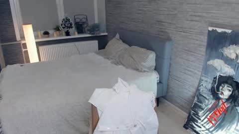 Flora online show from February 1, 3:08 am