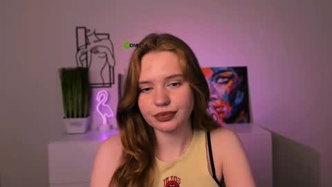 Snapshot of candy_flossie1 chatting on November 25, 7:14 pm candy flossie1 online show from November 25, 7:14 pm