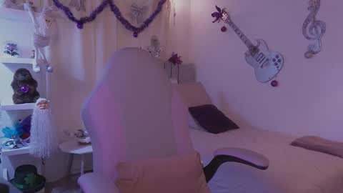 Jamie online show from December 4, 1:59 am