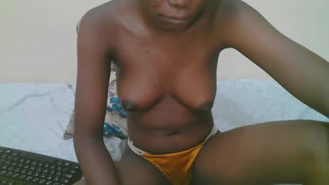 Lisa online show from March 29, 4:51 pm