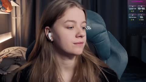 Snapshot of candy_meggie chatting on January 27, 2:35 pm Megan online show from January 27, 2:35 pm