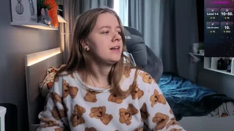 Snapshot of candy_meggie chatting on February 26, 10:26 am Megan online show from February 26, 10:26 am