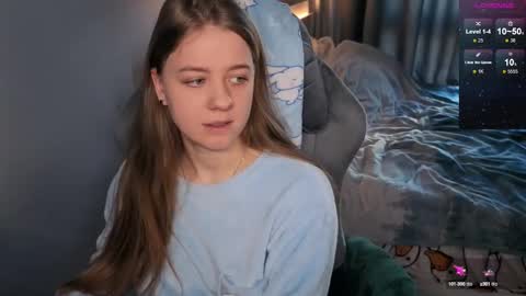 Snapshot of candy_meggie chatting on March 7, 12:56 pm Megan online show from March 7, 12:56 pm