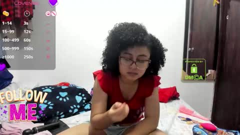 Snapshot of candy_val chatting on February 9, 5:44 am candy_val online show from February 9, 5:44 am