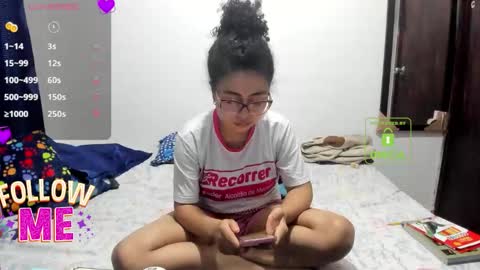 Snapshot of candy_val chatting on February 11, 6:07 am candy_val online show from February 11, 6:07 am