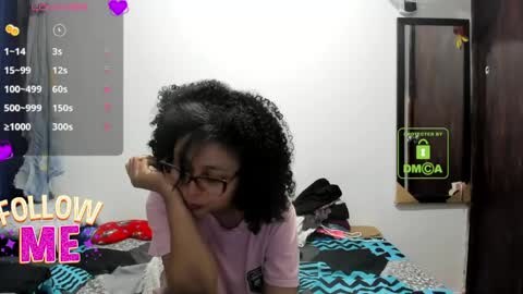 Snapshot of candy_val chatting on April 14, 5:57 am candy_val online show from April 14, 5:57 am