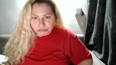 Laura online show from February 23, 1:46 am