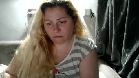 Laura online show from March 3, 11:14 pm