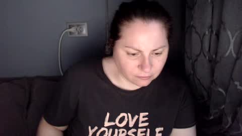 Laura online show from June 30, 2:29 pm