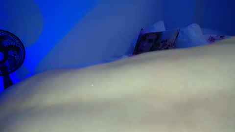 Candy Dowson online show from April 13, 9:20 pm